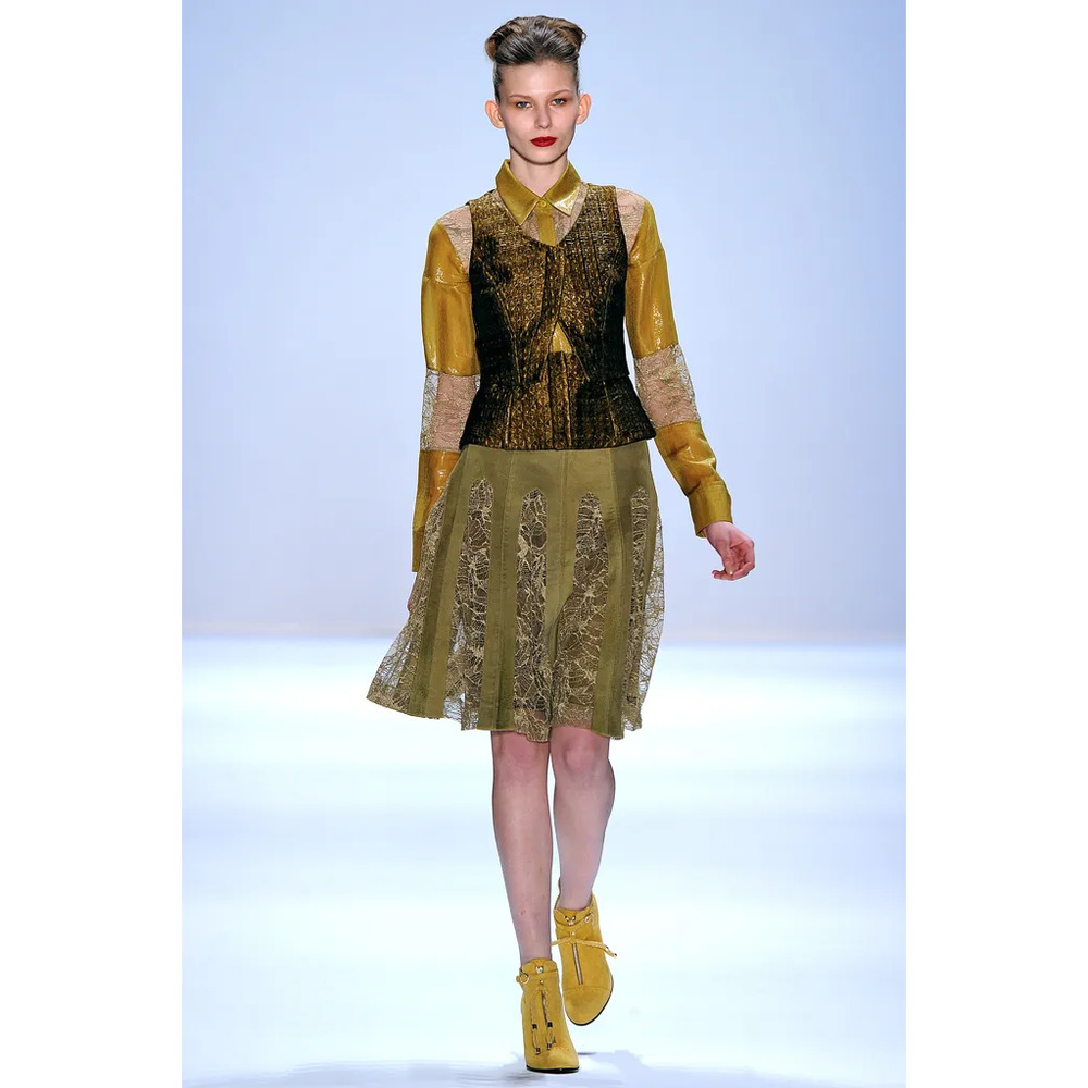❤️ Luca Luca Fall 2011 Leather Lace Skirt 42IT Archival Designer Runway
